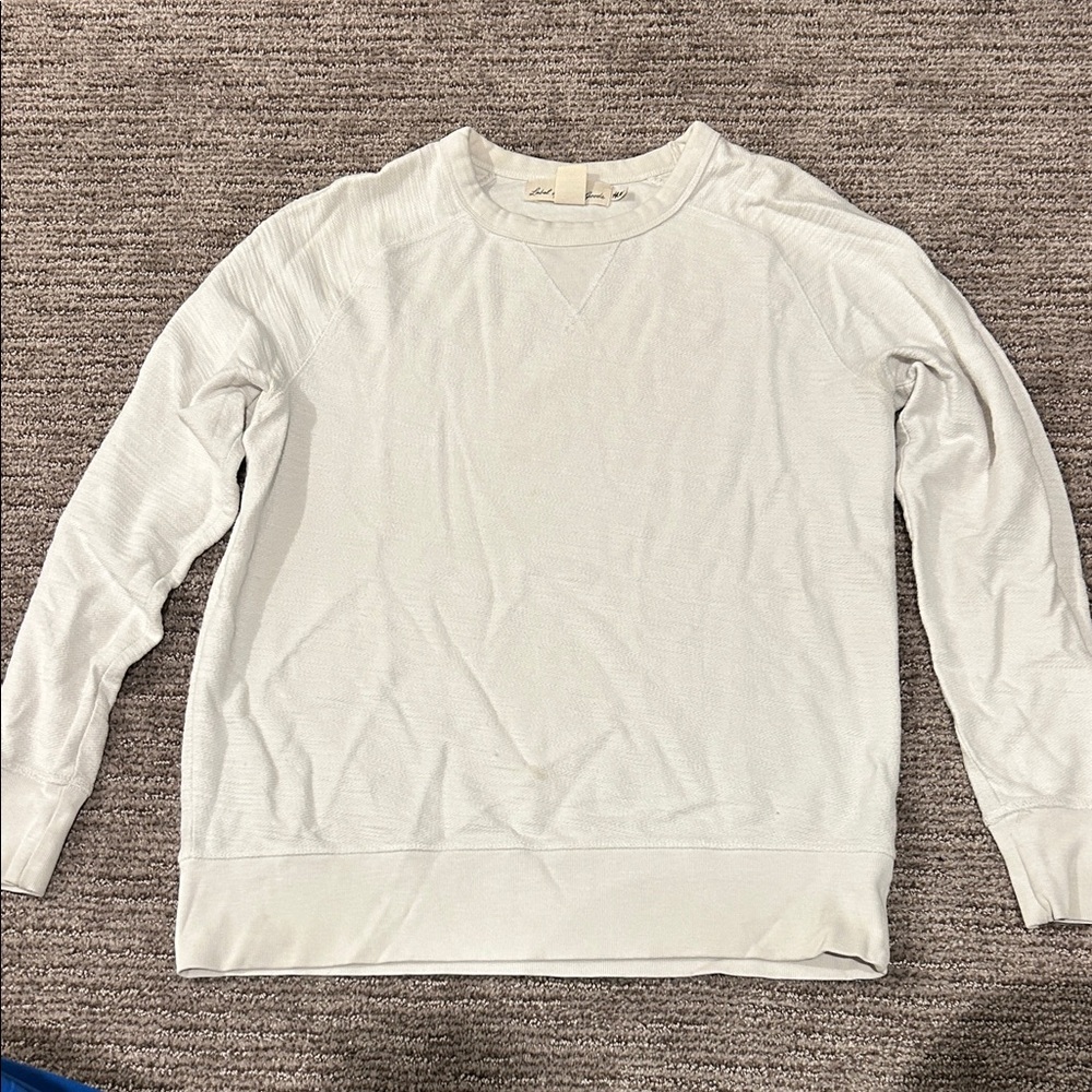 H&M Classic White Crewneck Sweater for Men